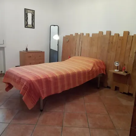 Lo Scoiattolo-appartamento דירה Savigno